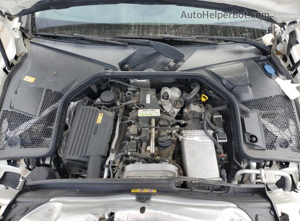 55SWF4KB3GU142173 2016 MERCEDES-BENZ C White უკანა სალონის ხედი