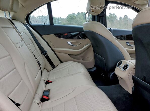 55SWF4KBXGU142042 2016 MERCEDES-BENZ C Black Вид задніх сидінь