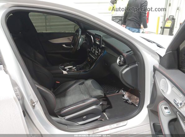 55SWF6EB5HU228948 2017 MERCEDES-BENZ AMG C 43 Gray Vista interior delantera