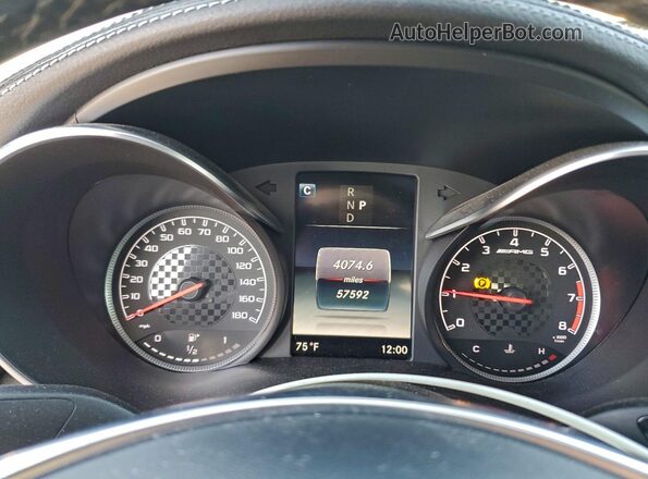 55SWF6EBXJU250871 2018 MERCEDES-BENZ C Silver Vista del cuadro de instrumentos