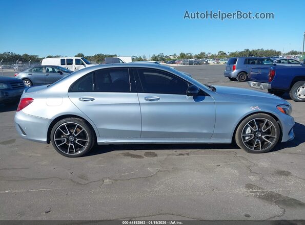 55SWF6EBXJU256606 2018 MERCEDES-BENZ AMG C 43 Light Blue Widok wnętrza z tyłu