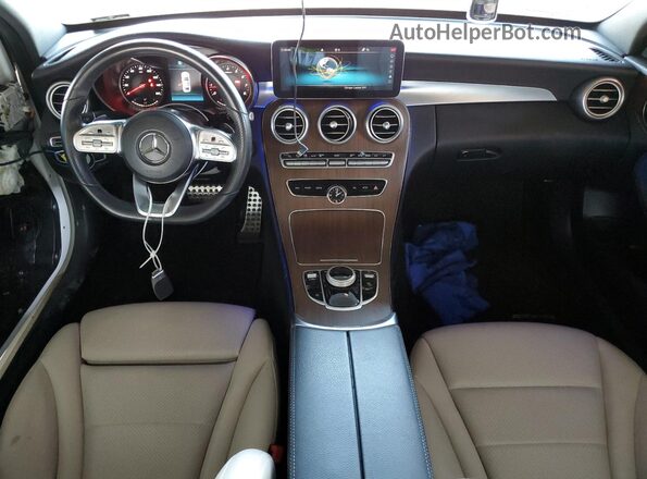 55SWF8DB3KU313176 2019 MERCEDES-BENZ C Белый Вид панели приборов