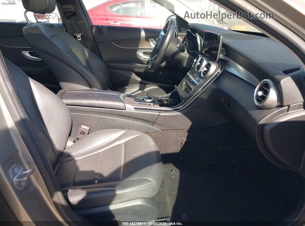 55SWF8DB6KU314516 2019 MERCEDES-BENZ C-CLASS Brown Widok wnętrza z przodu