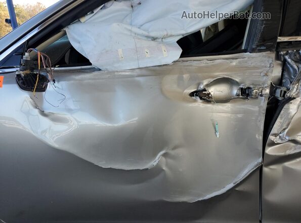 58ABK1GG4HU043454 2017 LEXUS ES Серебряный Вид салона спереди