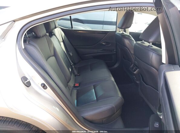 58ACA1C14MU010098 2021 LEXUS ES 300H Silver Vista de la etiqueta del VIN