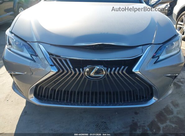58AD11D15MU008010 2021 LEXUS ES 250 Серый Вид спереди