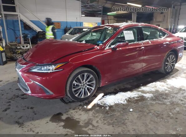 58AD11D17MU002855 2021 LEXUS ES 250 Красный Передняя левая четверть