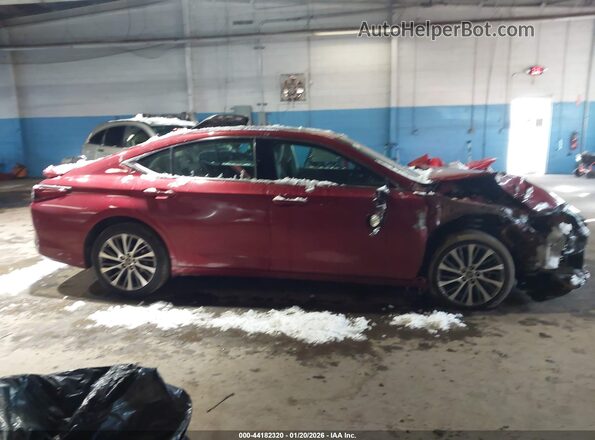 58AD11D17MU002855 2021 LEXUS ES 250 Красный Вид задней части салона
