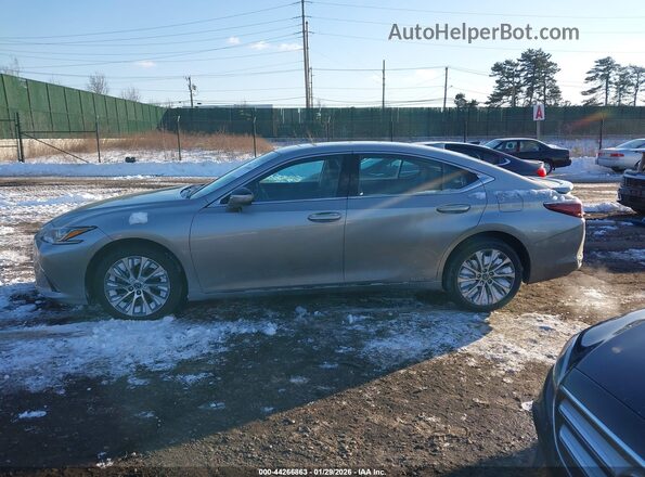 58ADA1C10MU011379 2021 LEXUS ES 300H Gray Widok wnętrza 360 stopni