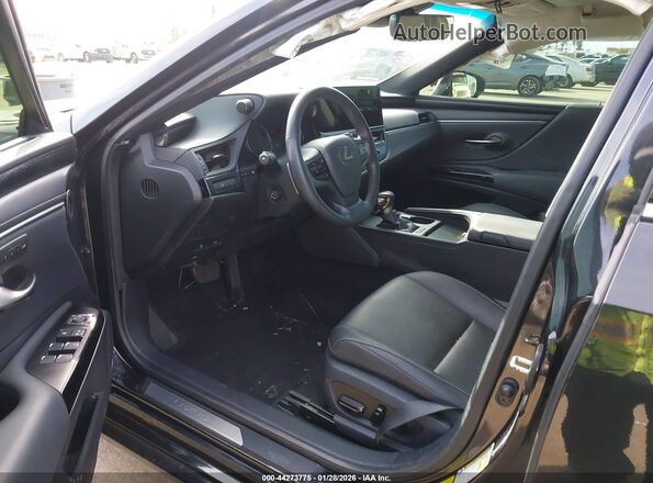 58ADA1C11RU043796 2024 LEXUS ES 300H Черный Вид салона спереди