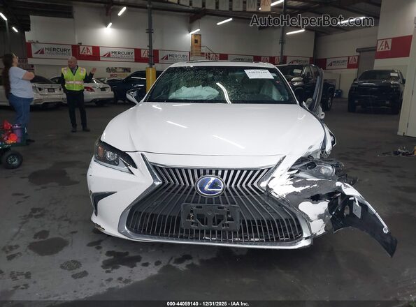 58ADA1C15MU003701 2021 LEXUS ES 300H White Widok zestawu wskaźników