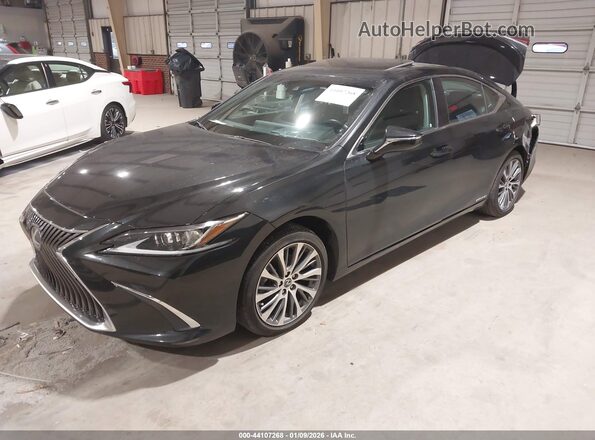 58ADA1C18MU003417 2021 LEXUS ES 300H Черный Передняя левая четверть