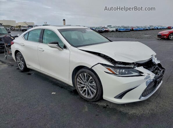 58ADA1C18MU007922 2021 LEXUS ES White Front right