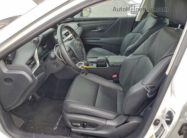 58ADA1C18MU007922 2021 LEXUS ES White Front interior view