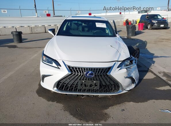 58ADA1C19NU014976 2022 LEXUS ES 300H Белый Вид щитка приборов
