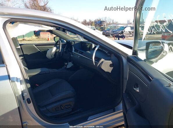 58ADZ1B12MU099197 2021 LEXUS ES 350 Silver Widok wnętrza z przodu