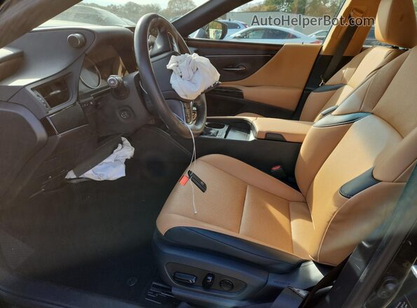 58ADZ1B12PU157376 2023 LEXUS ES Черный Вид салона спереди