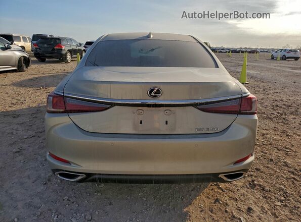 58ADZ1B16SU193080 2025 LEXUS ES Серебряный Вид сзади