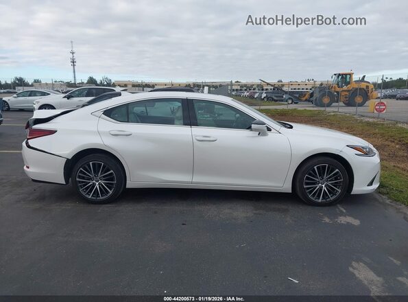 58ADZ1B1XRU164546 2024 LEXUS ES 350 Белый Вид задней части салона