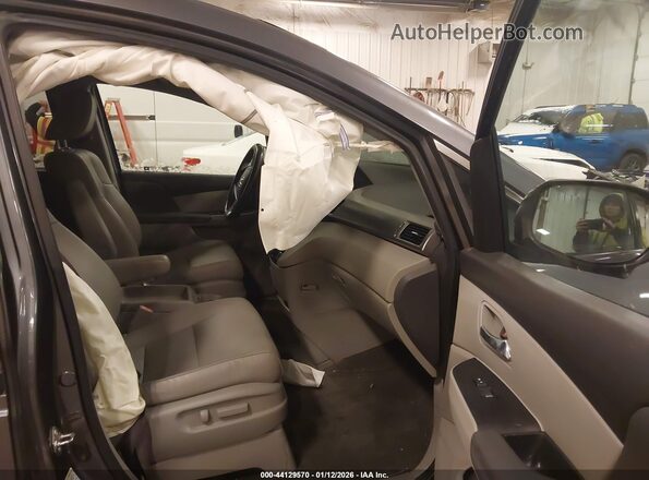5FNRL5H60HB001084 2017 HONDA ODYSSEY Серый Вид салона спереди