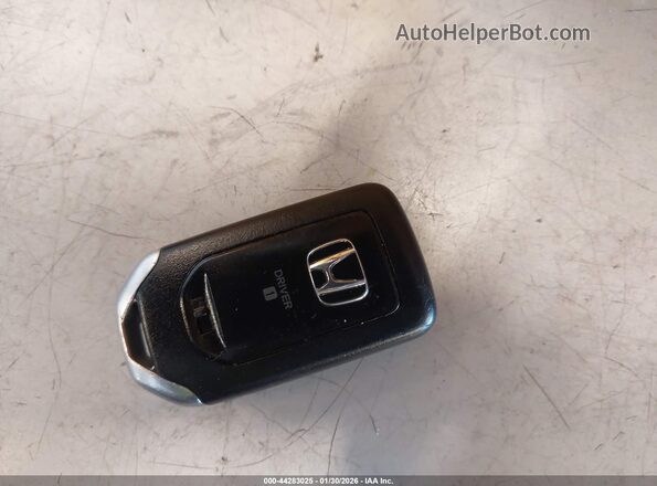 5FNRL6H71LB040242 2020 HONDA ODYSSEY Белый Вид панели приборов