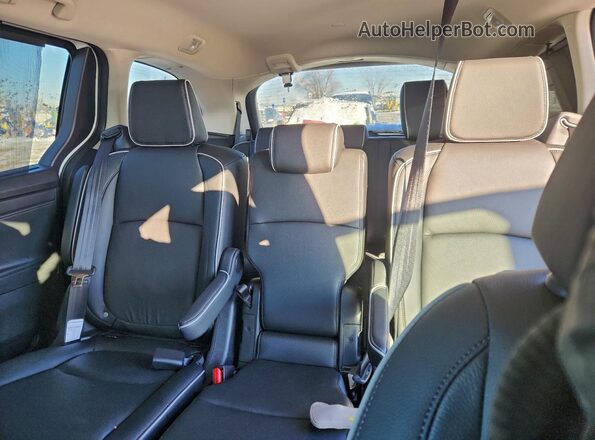 5FNRL6H89TB002069 2026 HONDA ODYSSEY Белый Вид задних сидений