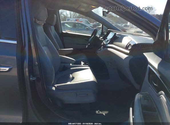 5FNRL6H94KB102720 2019 HONDA ODYSSEY Серый Вид салона спереди