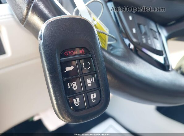 5FNRL6H97SB051164 2025 HONDA ODYSSEY Синий Вид панели приборов