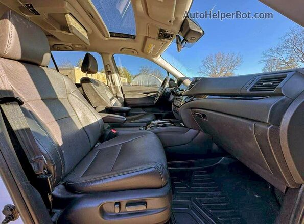 5FNYF6H02NB053784 2022 HONDA PILOT Белый Вид спереди