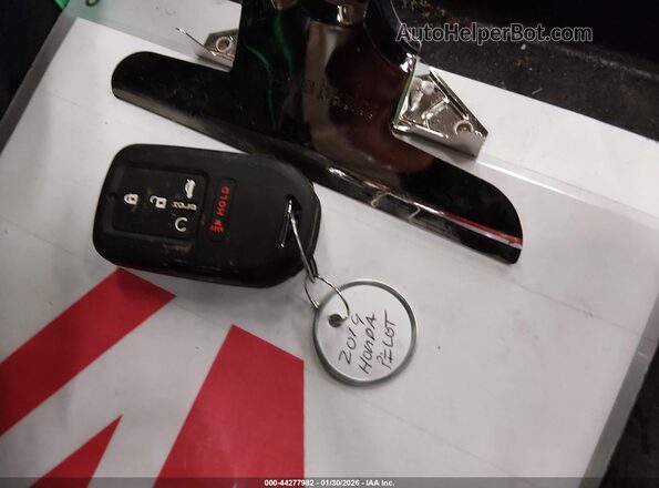 5FNYF6H68KB088393 2019 HONDA PILOT Черный Вид панели приборов