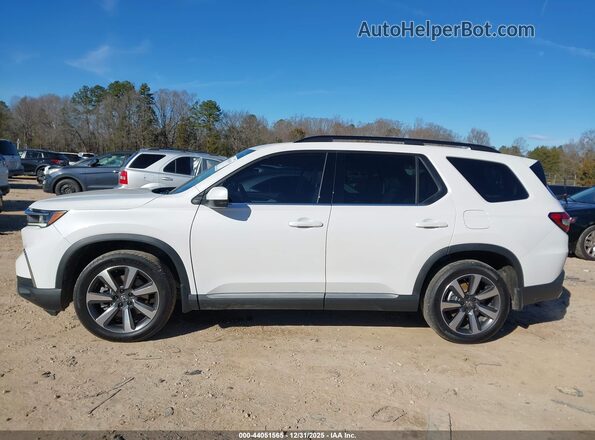 5FNYG2H71PB003593 2023 HONDA PILOT White Панорамний вид салону 360°