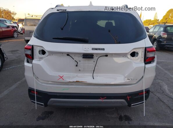 5FNYG2H75RB016933 2024 HONDA PILOT White 