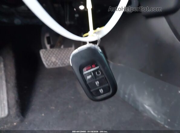 5FNYG2H75RB016933 2024 HONDA PILOT White Widok deski rozdzielczej