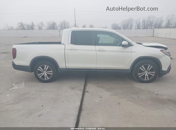 5FPYK2F42HB011783 2017 HONDA RIDGELINE Белый Вид задней части салона