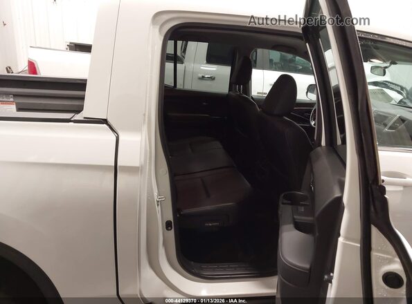 5FPYK3F51JB014081 2018 HONDA RIDGELINE White Widok naklejki z numerem VIN