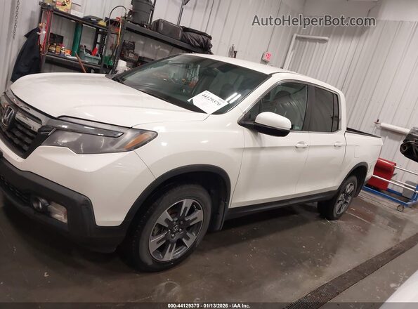 5FPYK3F51JB014081 2018 HONDA RIDGELINE White Widok wnętrza 360 stopni