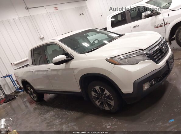5FPYK3F51JB014081 2018 HONDA RIDGELINE White Widok wnętrza z tyłu