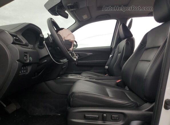 5FPYK3F71NB003895 2022 HONDA RIDGELINE Белый Вид салона спереди