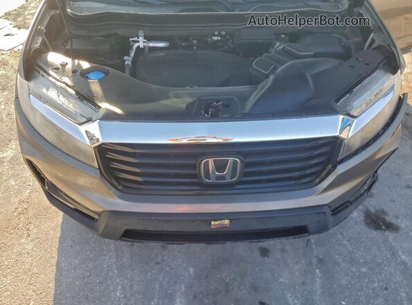 5FPYK3F74NB013000 2022 HONDA RIDGELINE Gray Widok wnętrza z tyłu