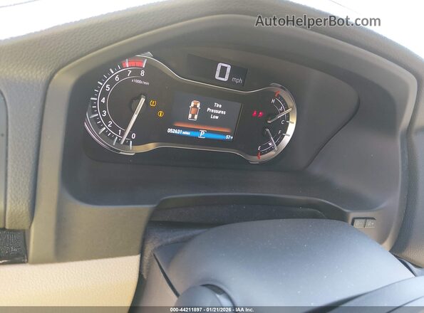 5FPYK3F75HB021126 2017 HONDA RIDGELINE Бордовый Вид задних сидений