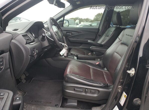 5FPYK3F81HB005871 2017 HONDA RIDGELINE Черный Вид салона спереди