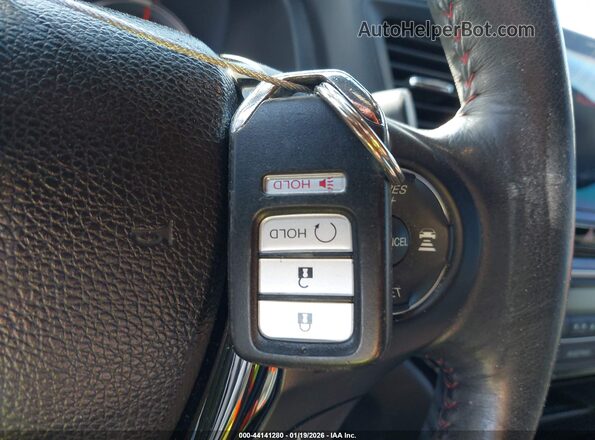 5FPYK3F84JB008544 2018 HONDA RIDGELINE Черный Вид панели приборов