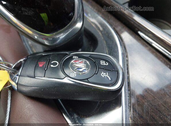 5GAERDKW3MJ223641 2021 BUICK ENCLAVE White Widok deski rozdzielczej