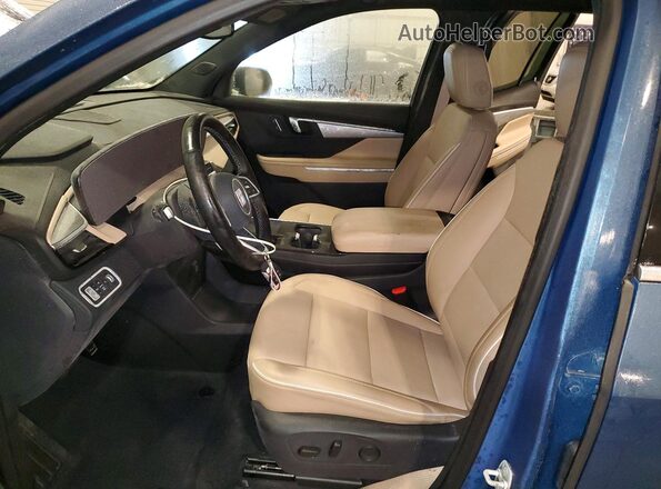 5GAEVARS3SJ104823 2025 BUICK ENCLAVE Синий Вид салона спереди