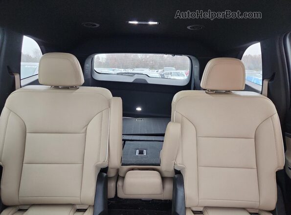 5GAEVARS3SJ135831 2025 BUICK ENCLAVE White Rear seats view