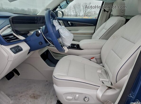 5GAEVCKS7TJ144636 2026 BUICK ENCLAVE Blue Front interior view