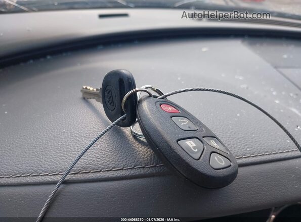 5GAKRBKD2HJ260871 2017 BUICK ENCLAVE Серебряный Вид панели приборов