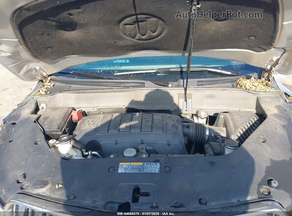 5GAKRBKD2HJ260871 2017 BUICK ENCLAVE Серебряный Вид сзади