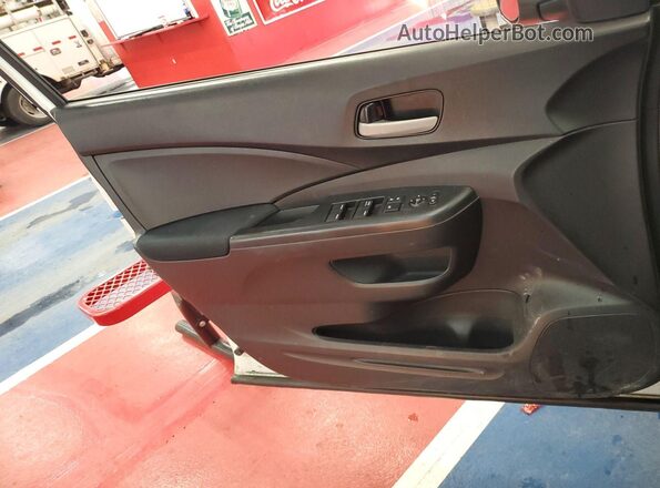 5J6RM4H39GL007291 2016 HONDA CR-V  Vista interior trasera