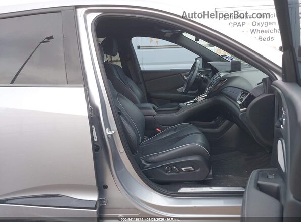 5J8TC1H69ML019171 2021 ACURA RDX Серебряный Вид салона спереди
